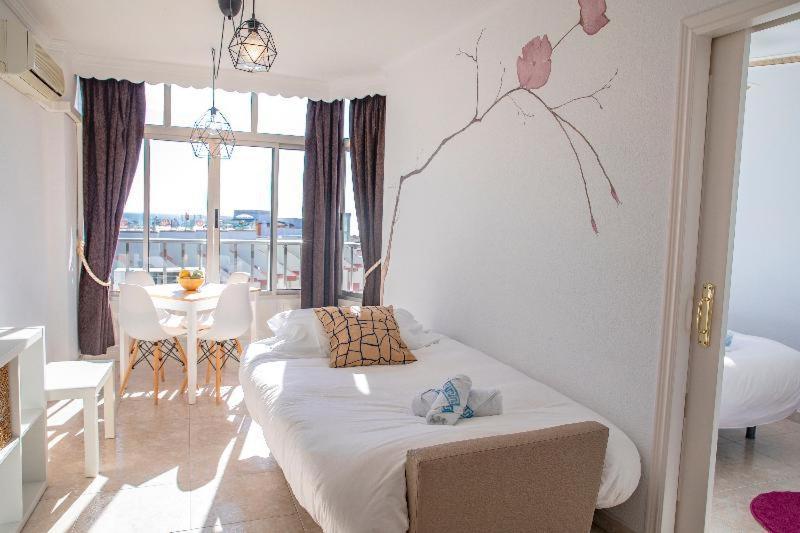 Apartamentos Palm Beach Club Carihuela Torremolinos Quarto foto